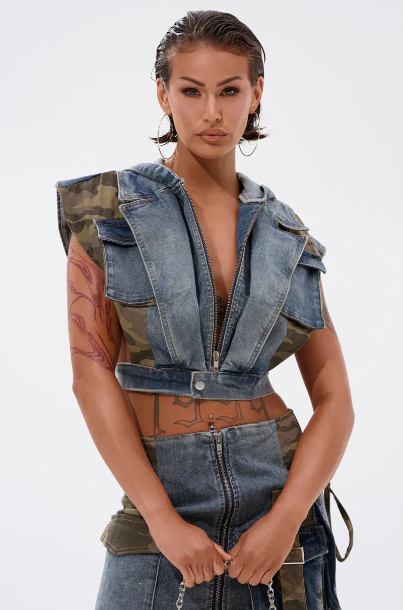 DOWN AND DIRTY DENIM HOODED VEST Classic Fit All-Day Wear