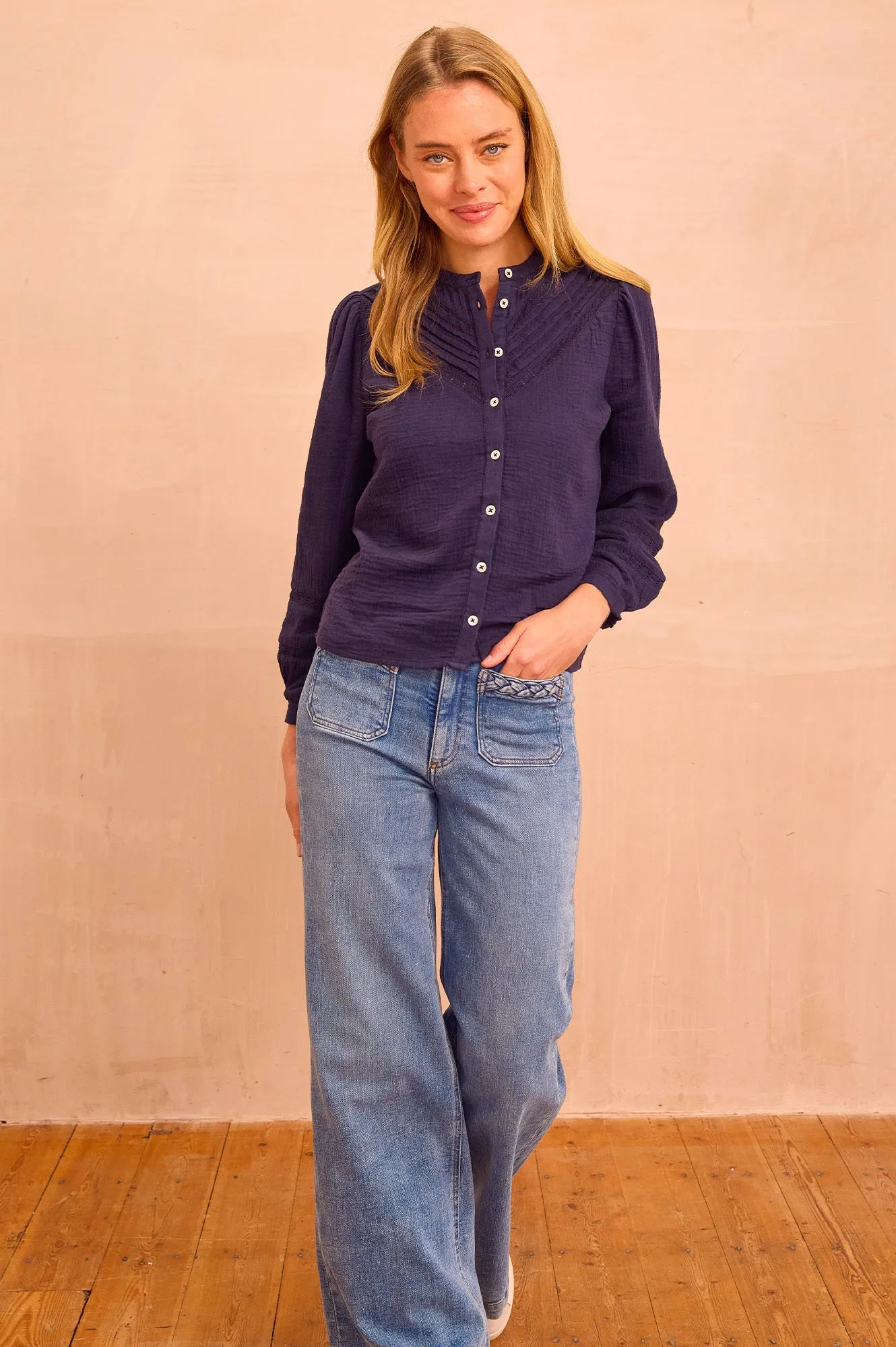 MAISON HOTEL Willie Giulietta Jean | Light Blue Sharp Silhouette Fast Match