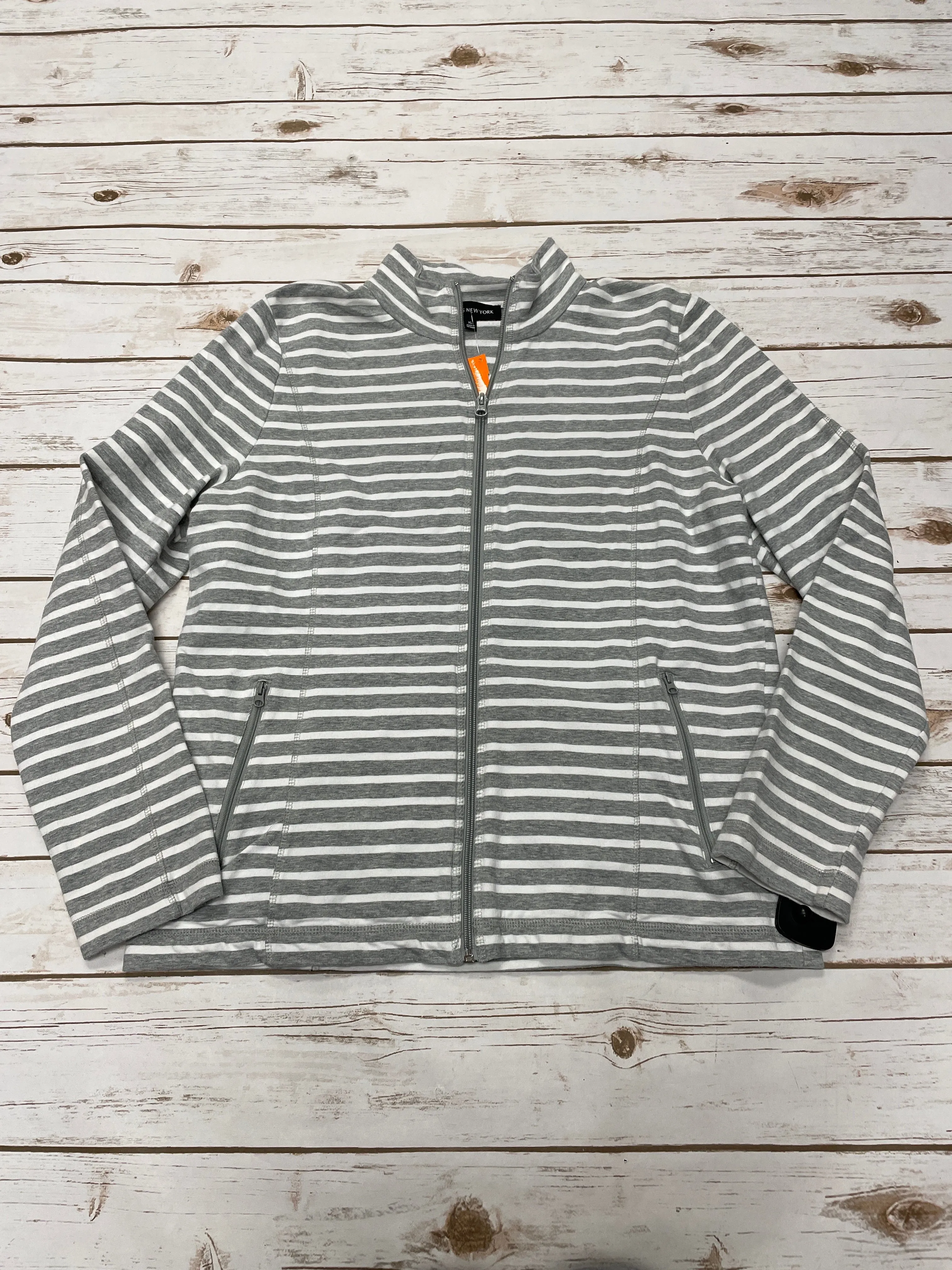 Sweatshirt Collar By Jones New York In Grey, Size: Xl Convertible Style