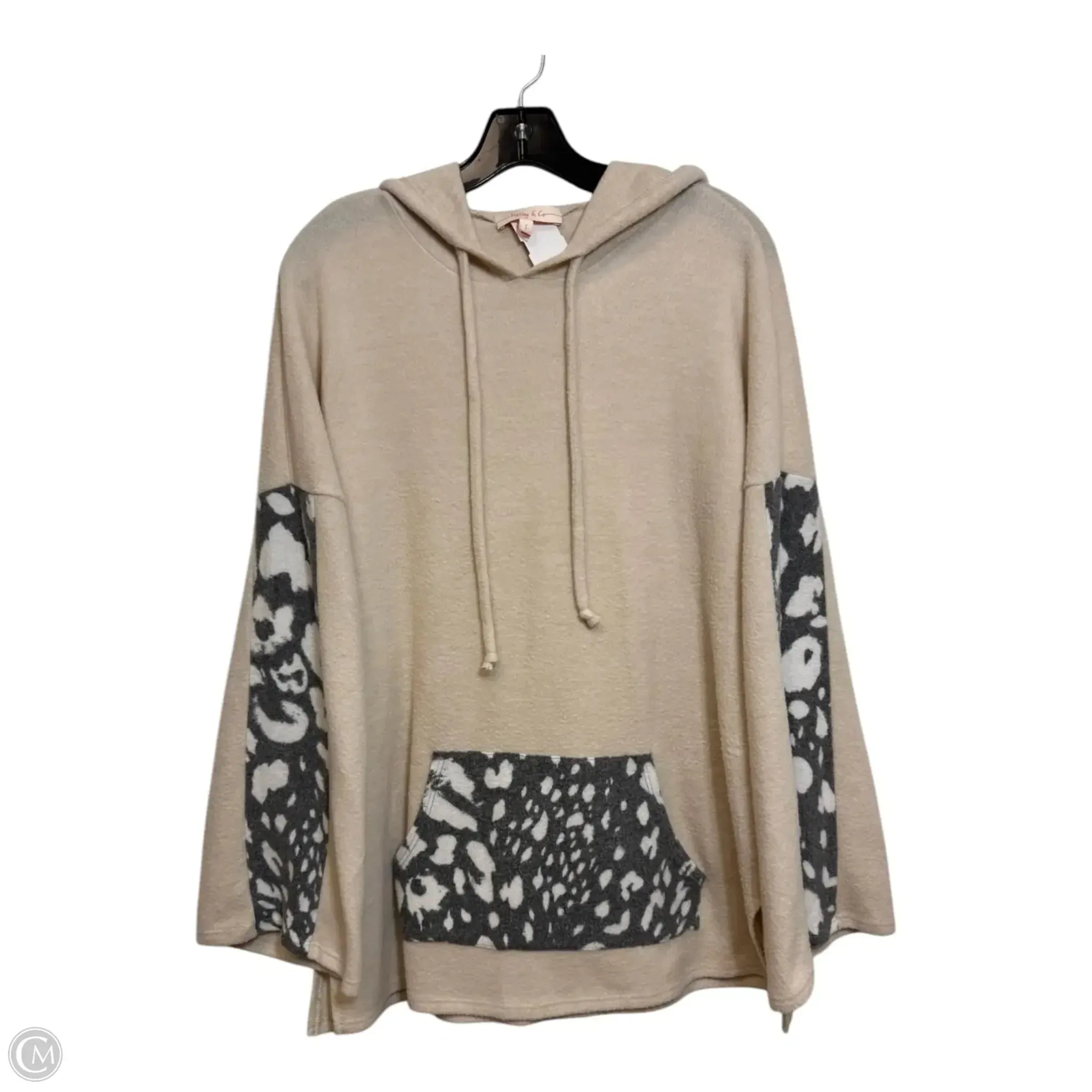 Young Edge Sweatshirt Hoodie By Clothes Mentor In Beige, Size: S