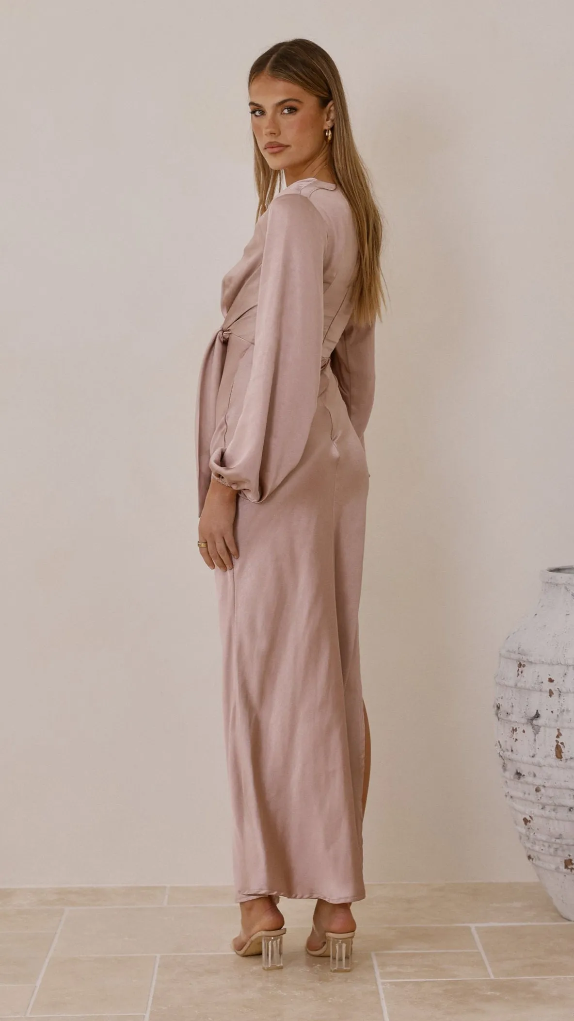 Ivy Long Sleeve Tie Front Maxi Dress - Dusty Pink Maple Lane Photo Time