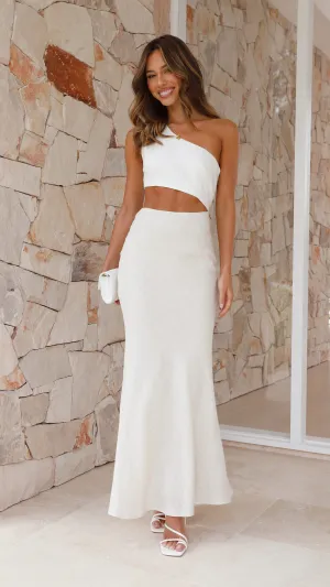 Abia Maxi Dress - White/Natural The flattering cut of this dress creates a polished appearance without being overly fussy