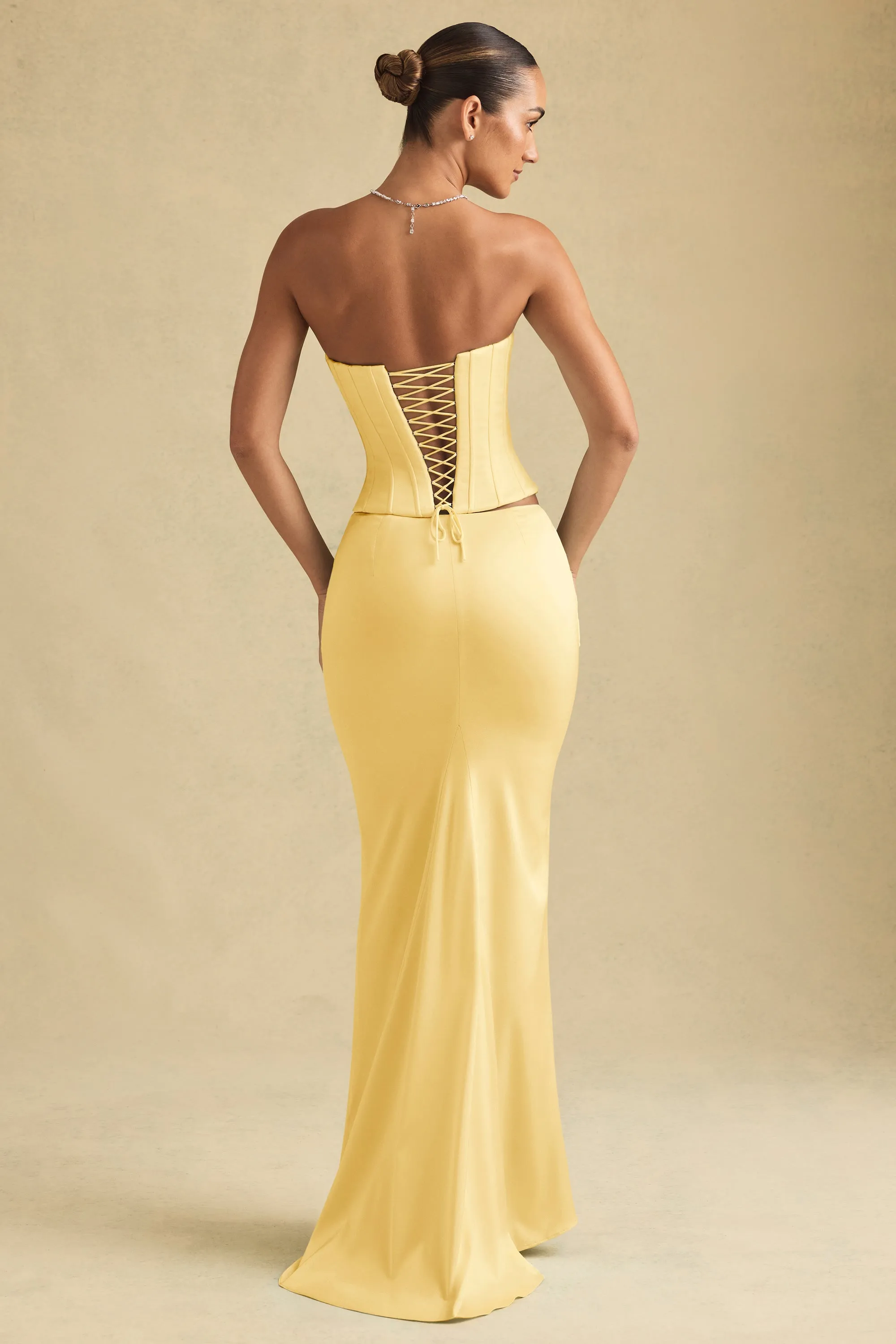Light Outfit Draped Low-Rise Maxi Skirt in Pastel Yellow