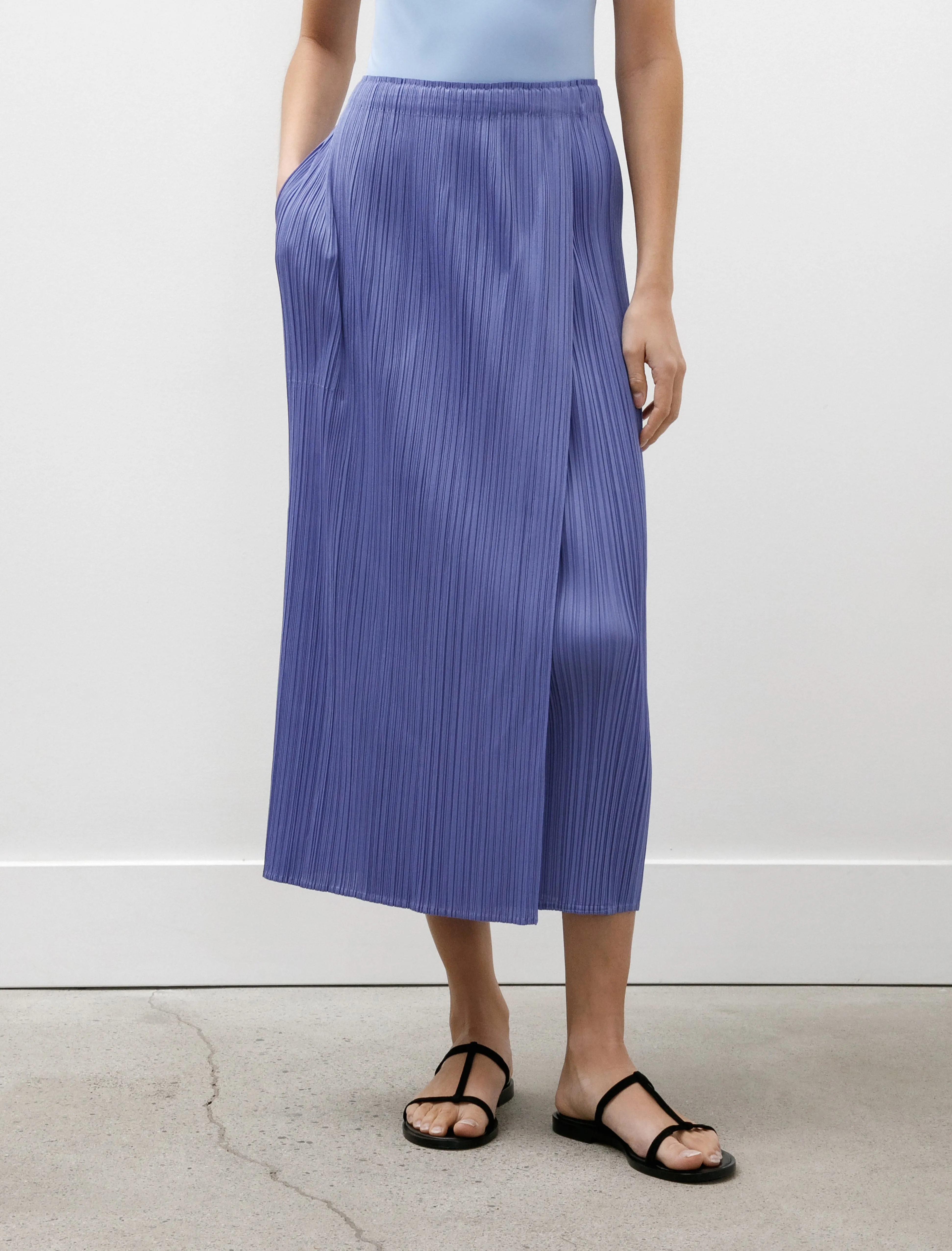 On-The-Go Outfit Tapered Cut Monthly Colours Skirt Steel Blue