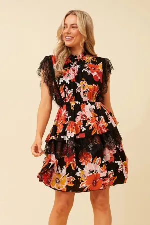Photo Fit MatteFinishTexture ELFREDA FLORAL TIERED DRESS