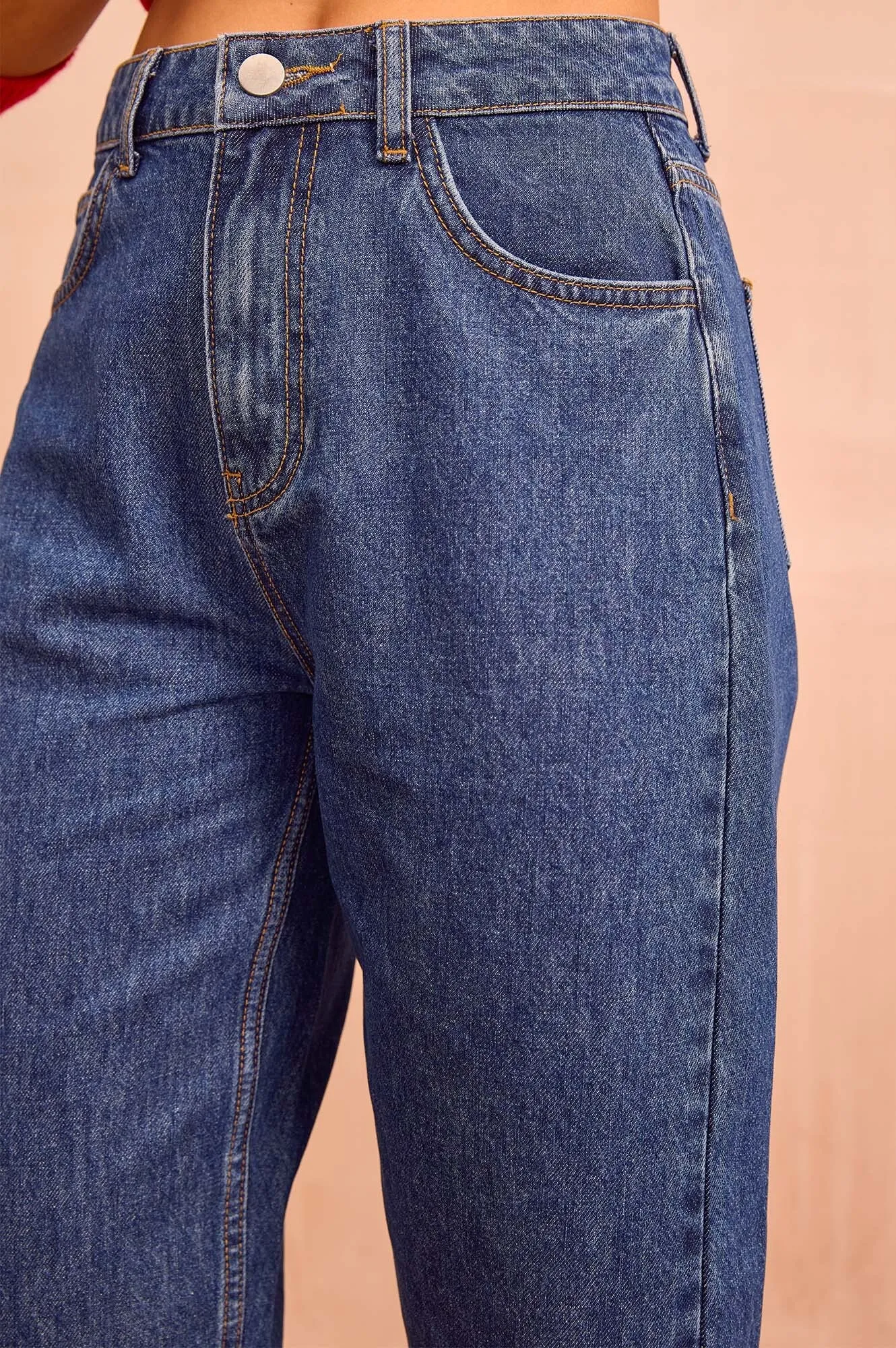 Minimalist Trendy Everyday Organic Cotton Barrel Jean | Mid Wash