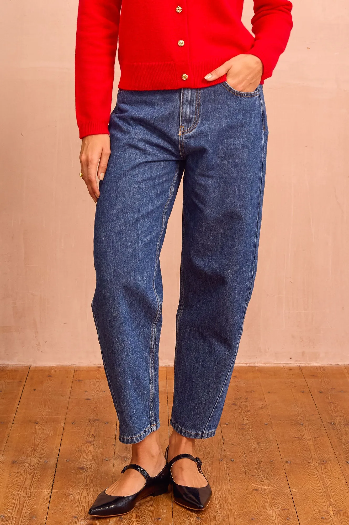 Organic Cotton Barrel Jean | Mid Wash Fit And Easy