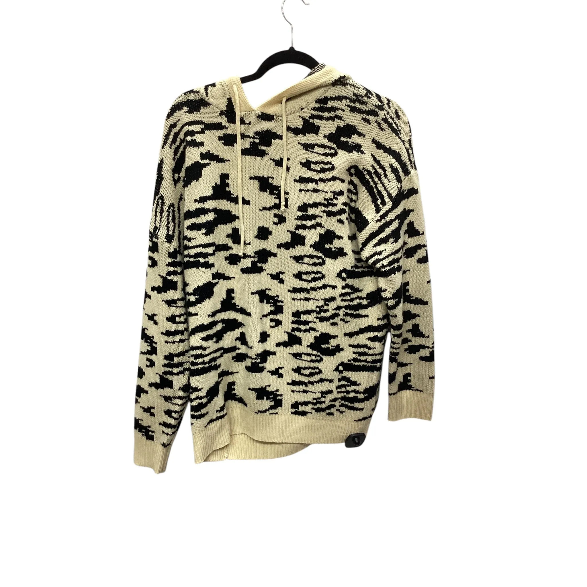 Sweatshirt Hoodie By Clothes Mentor In Animal Print, Size: L WrinkleResistant Finish ShockAbsorbent Padding
