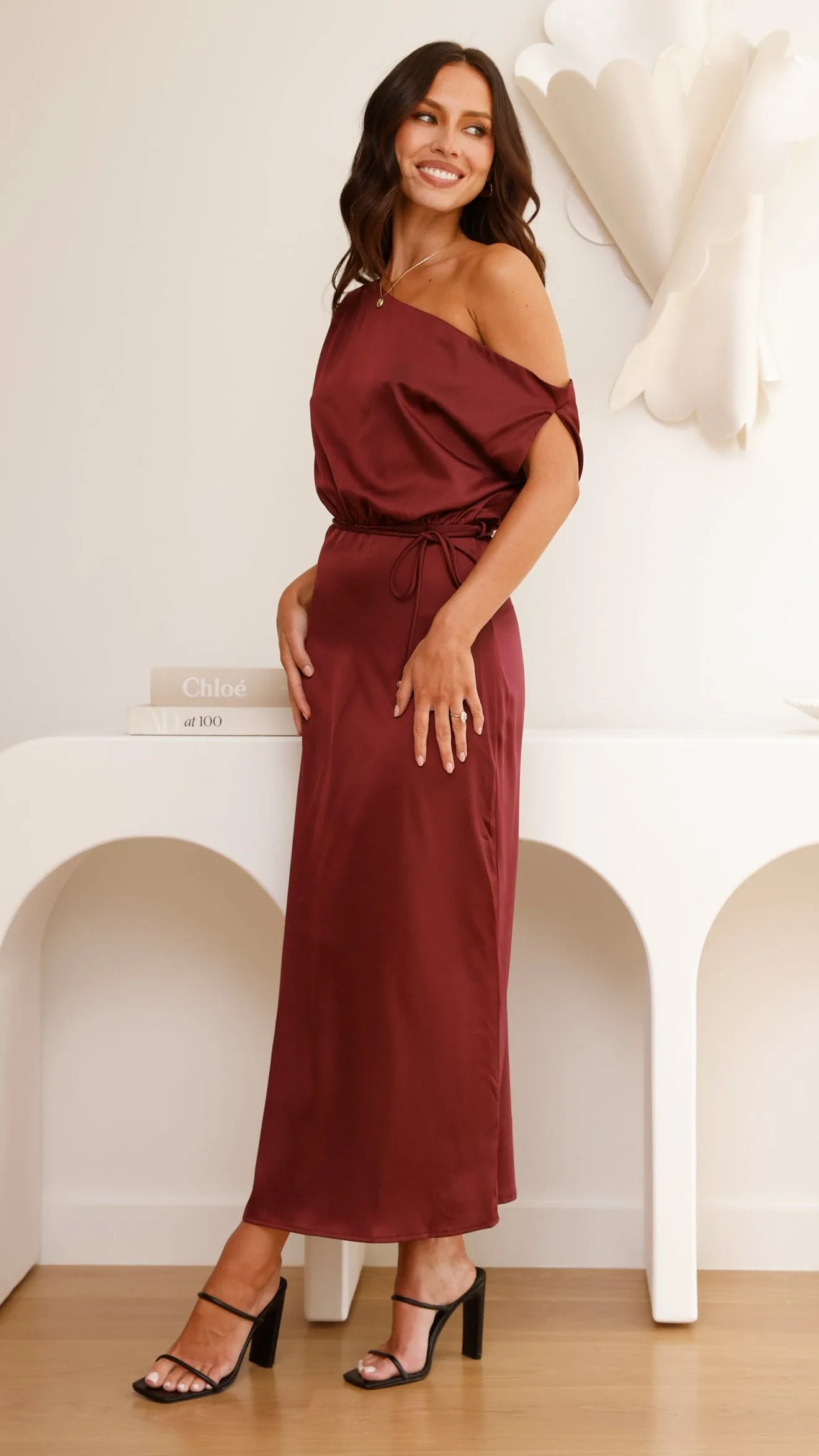 Prudence Maxi Dress - Wine With a flattering fit and elegant design this dress is ideal for any special occasion Minimal Line