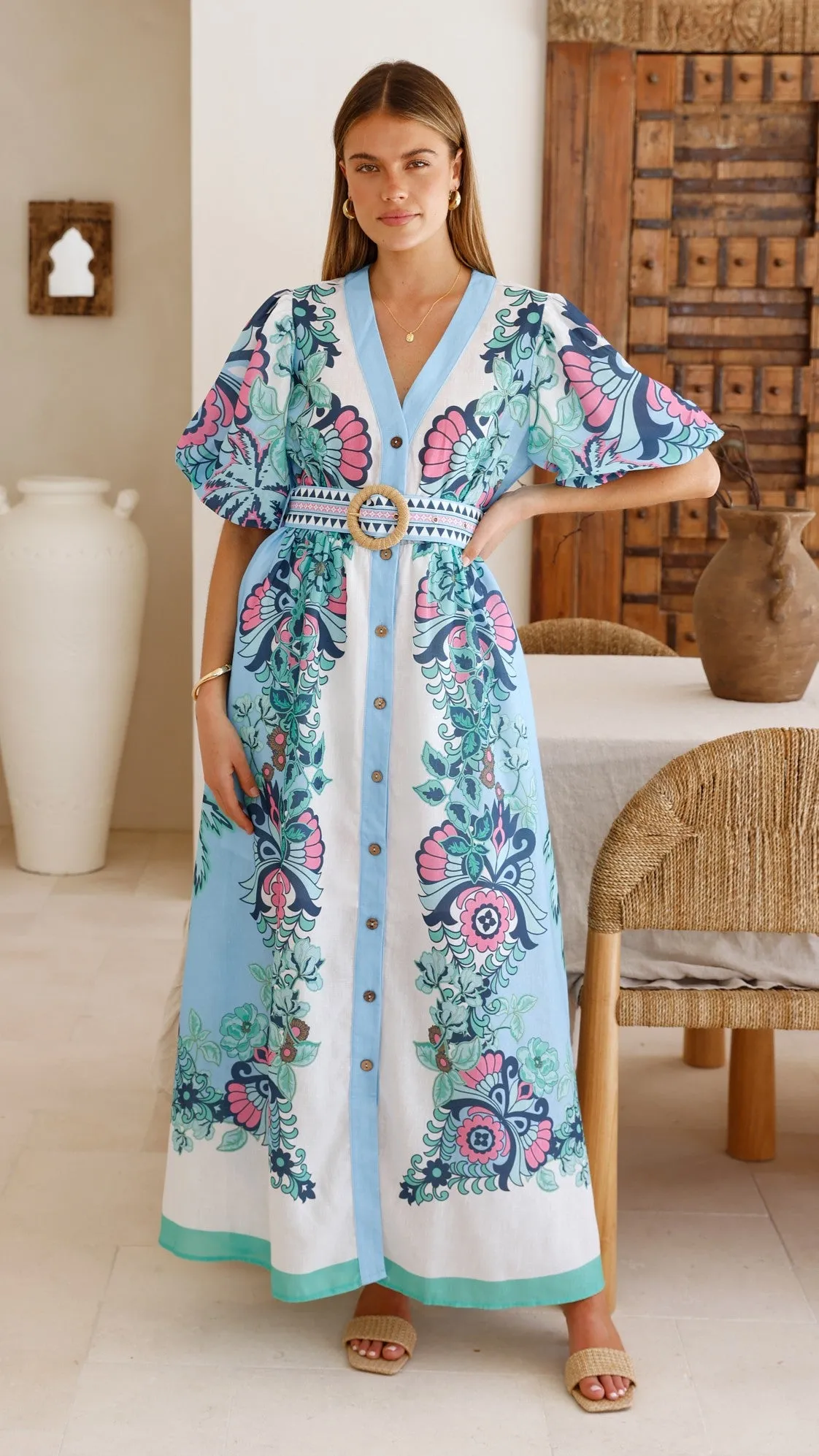 Blossom View Stylish spring maxi Dali Maxi Dress - Island Bloom Blue