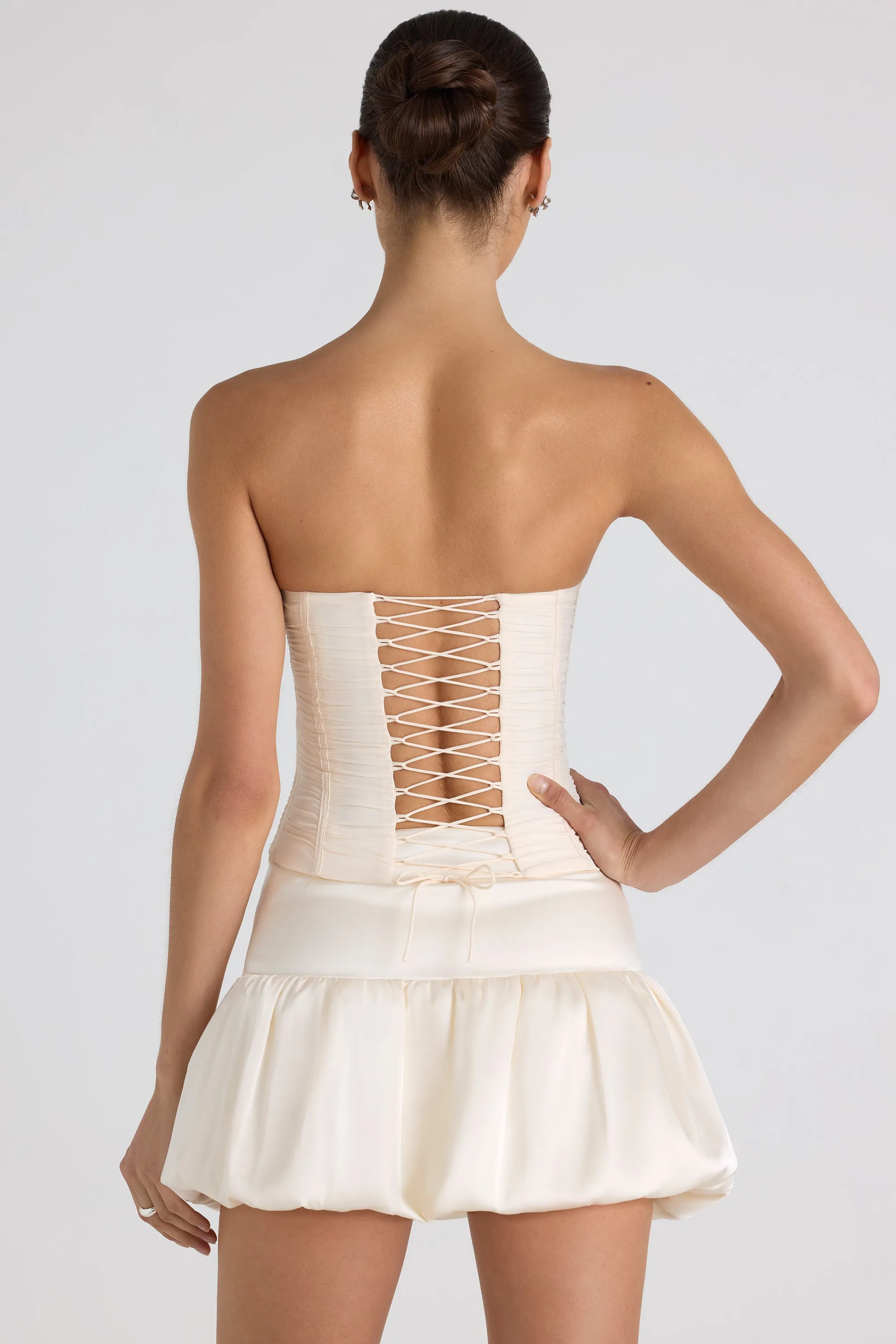Teen Fashion Bubble Hem Mid-Rise Micro Mini Skirt in Ivory