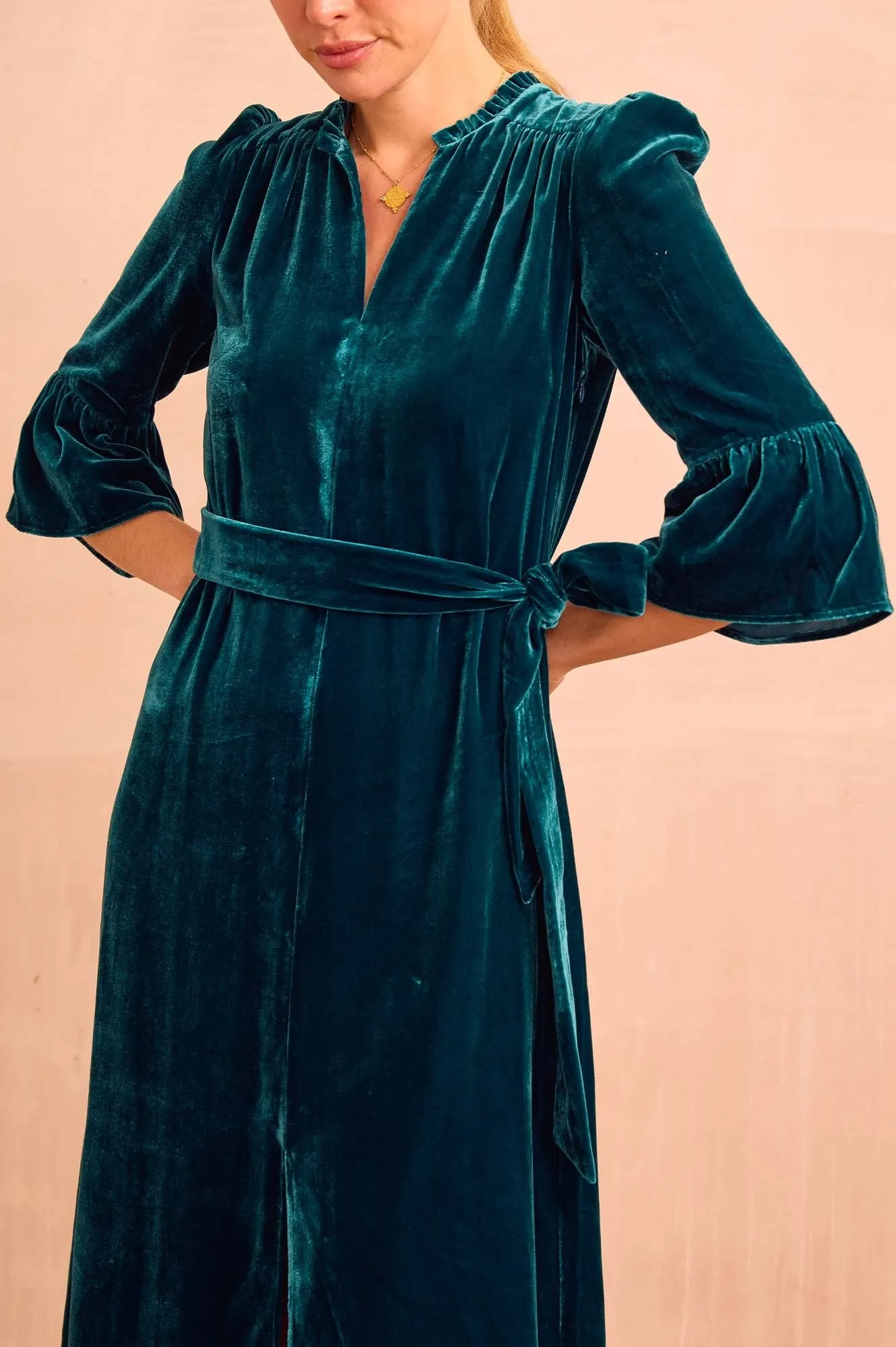 Go Light Easy Fashion Astrid Velvet Dress | Teal