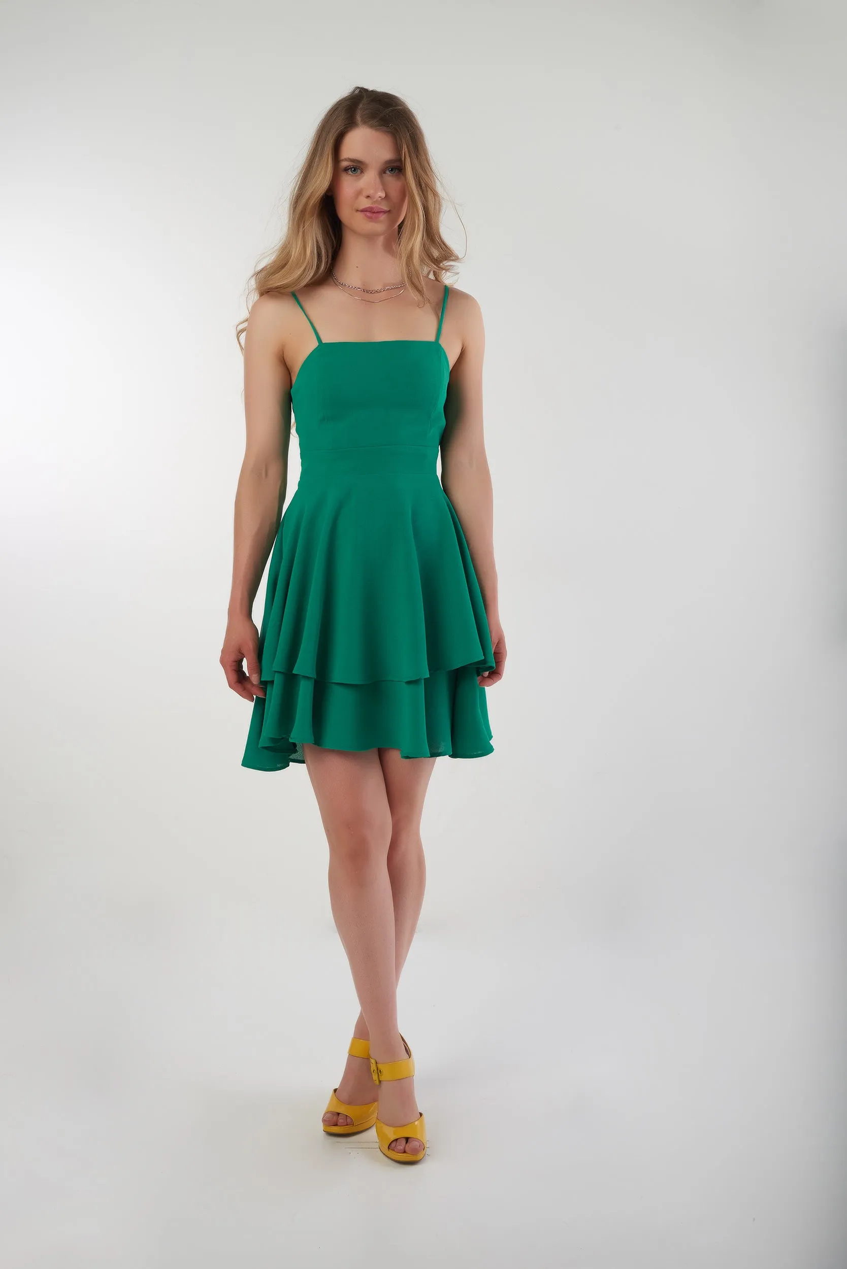 Head Turn Elasticized Waistband Robe ?? volants avec dos ouvert - JAMIRA-26 - (R-C2)