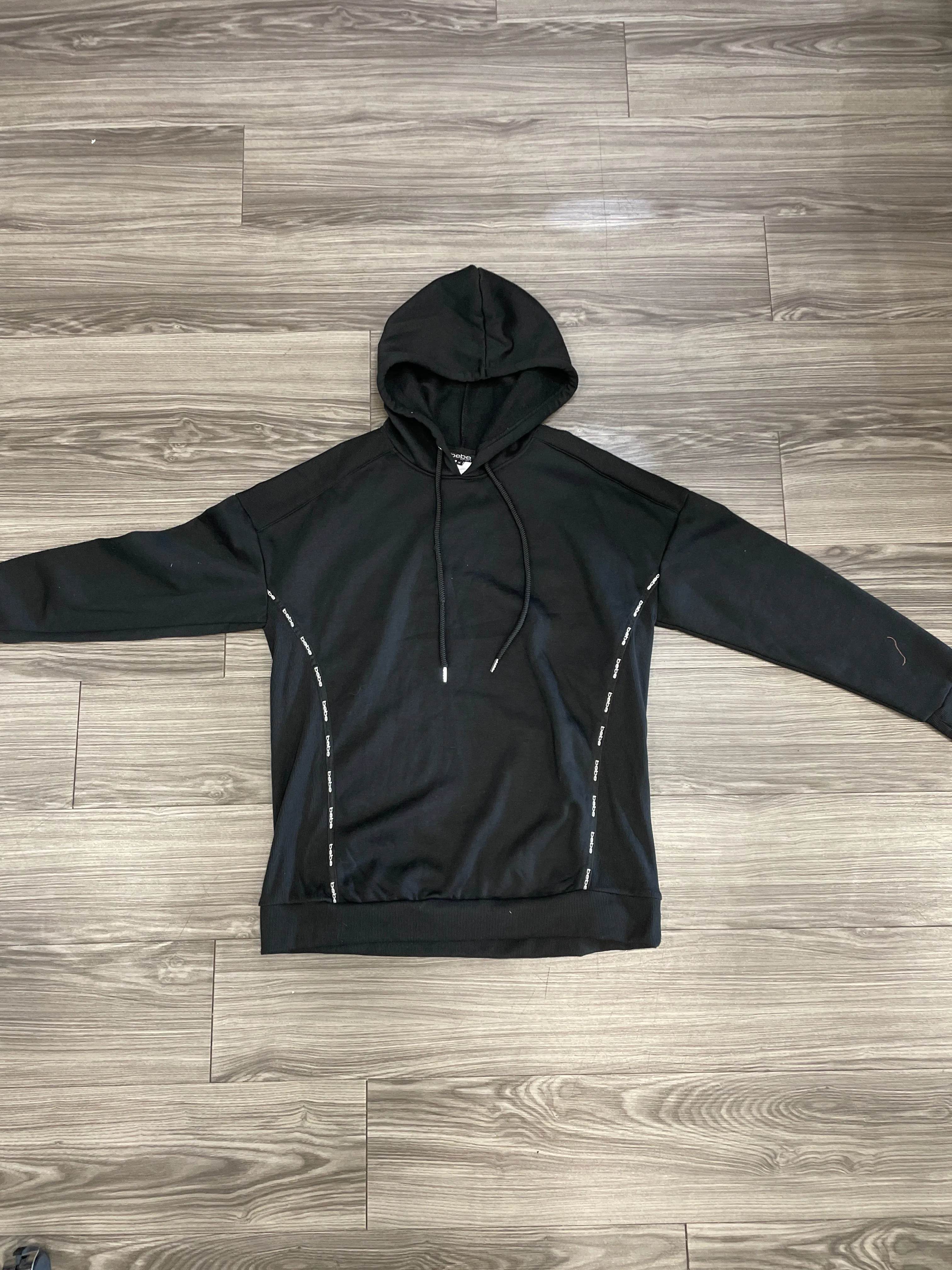 CompactPackaging Office Attire Black Sweatshirt Hoodie Bebe, Size Xl