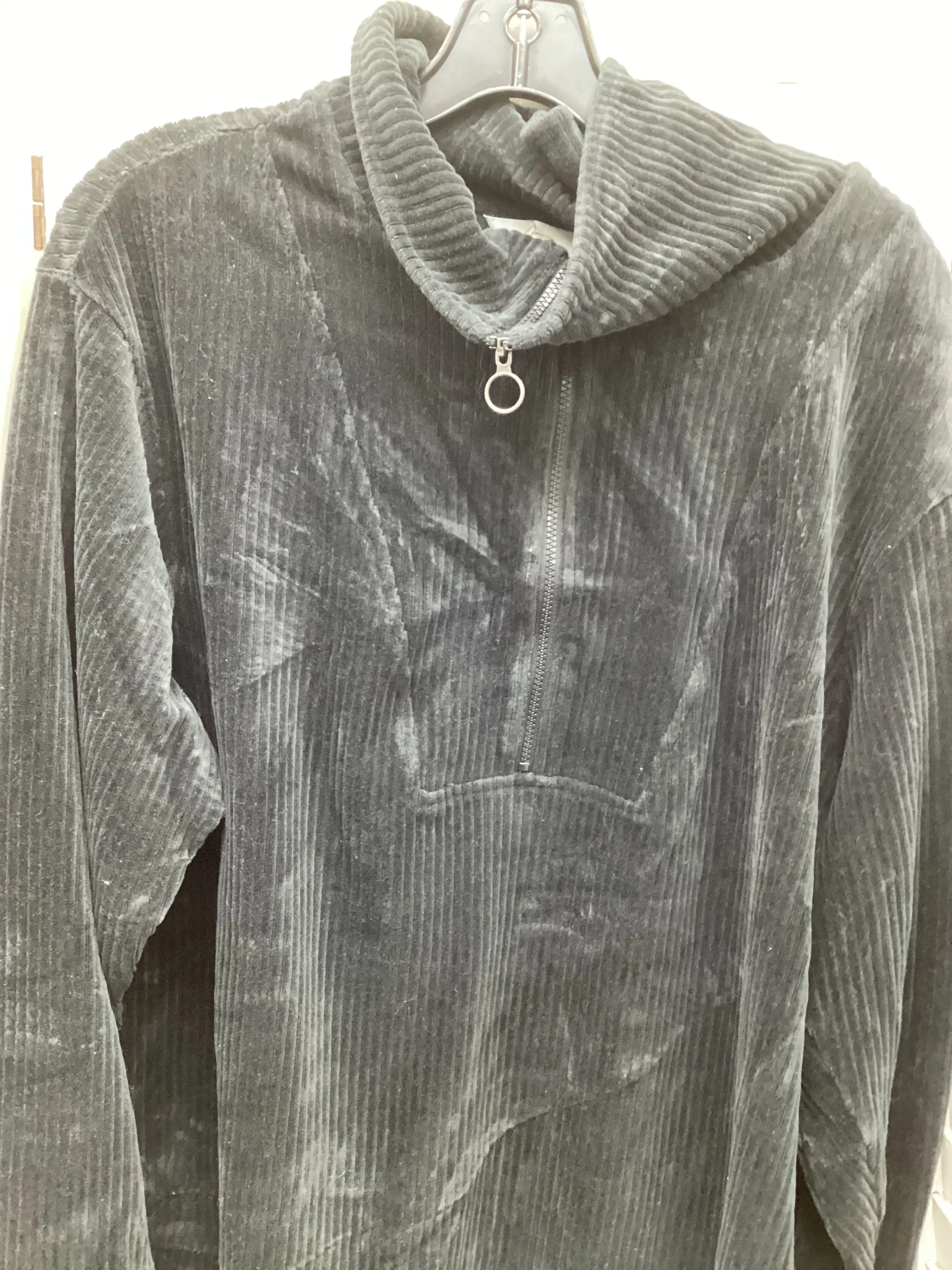 Sweatshirt Crewneck By Clothes Mentor In Black, Size: Xl Pure Cotton Transitional Clothing
