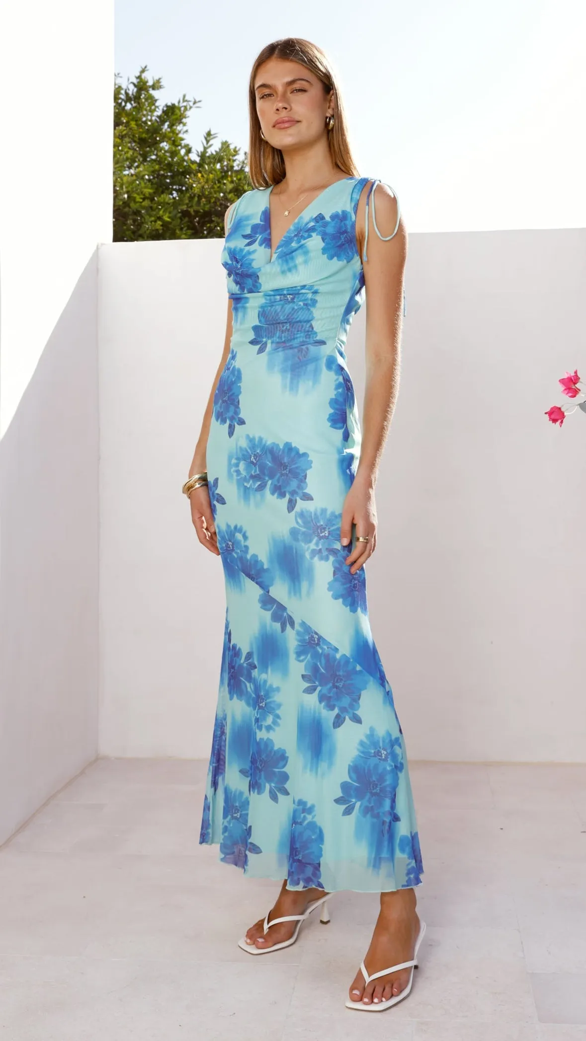 Nikova Maxi Dress - Blue Floral Candle Hour