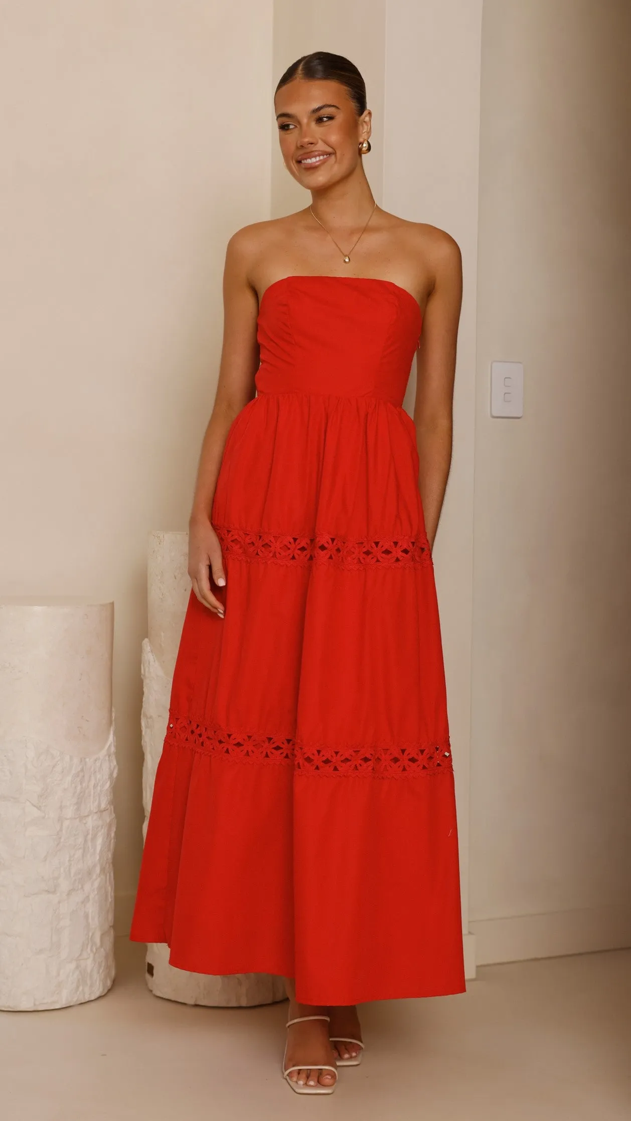 Comfortable evening wear Pleat Glow Silene Maxi Dress - Red