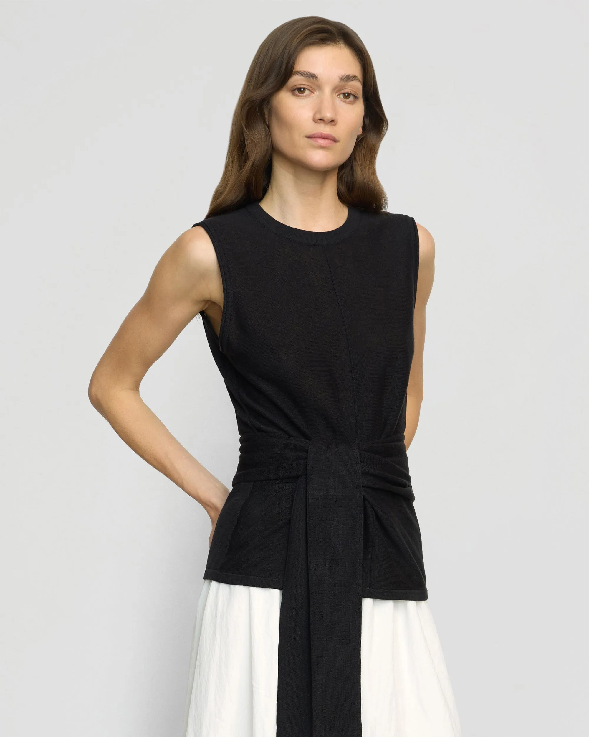 Rois Tie-Front Linen-Cotton Top Cozy Wardrobe