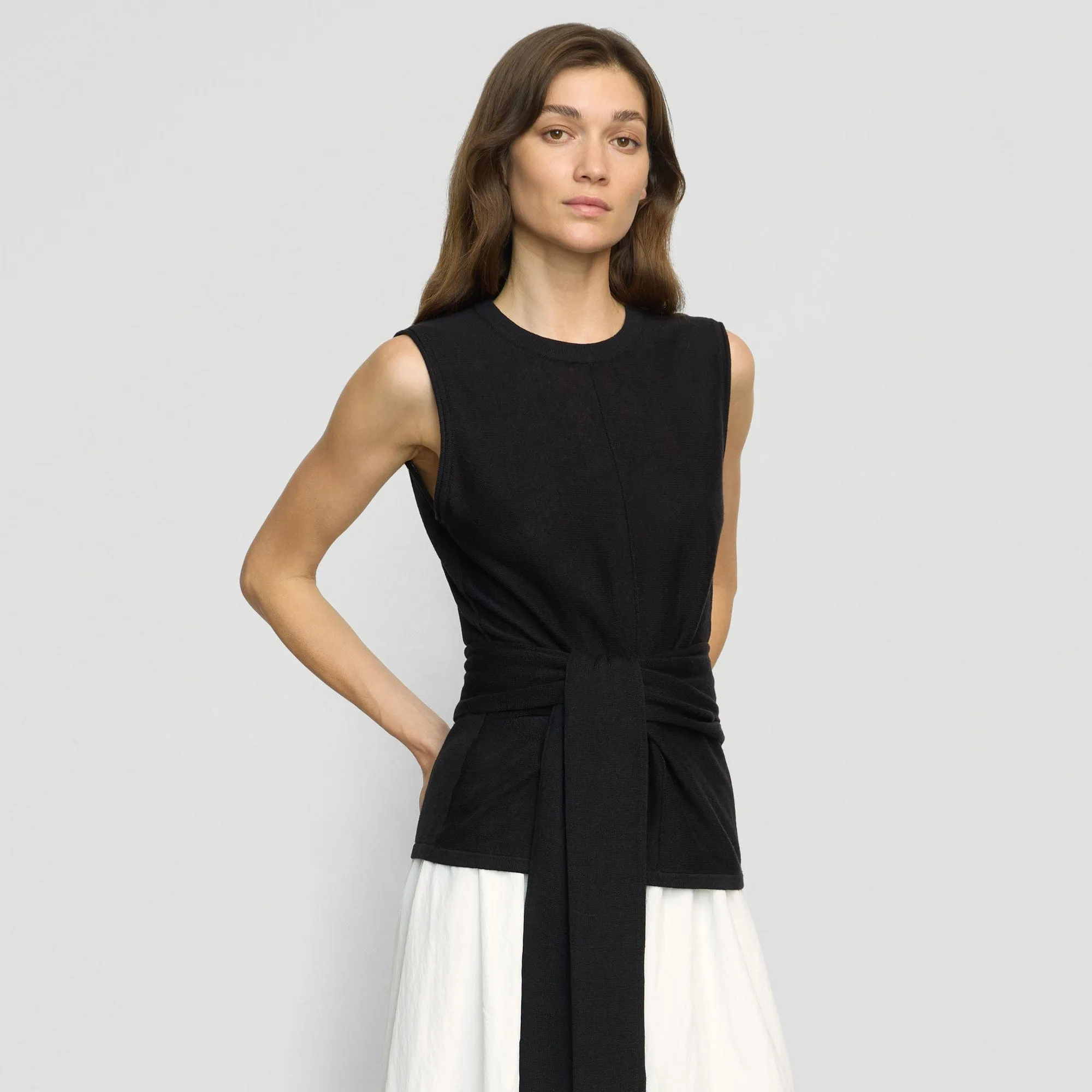 Rois Tie-Front Linen-Cotton Top Chilly Season Classic Knitwear