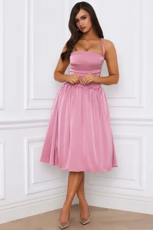 Halterneck Lace-Up Ruched Corset Midi Dress in Mauve Sleek Comfort