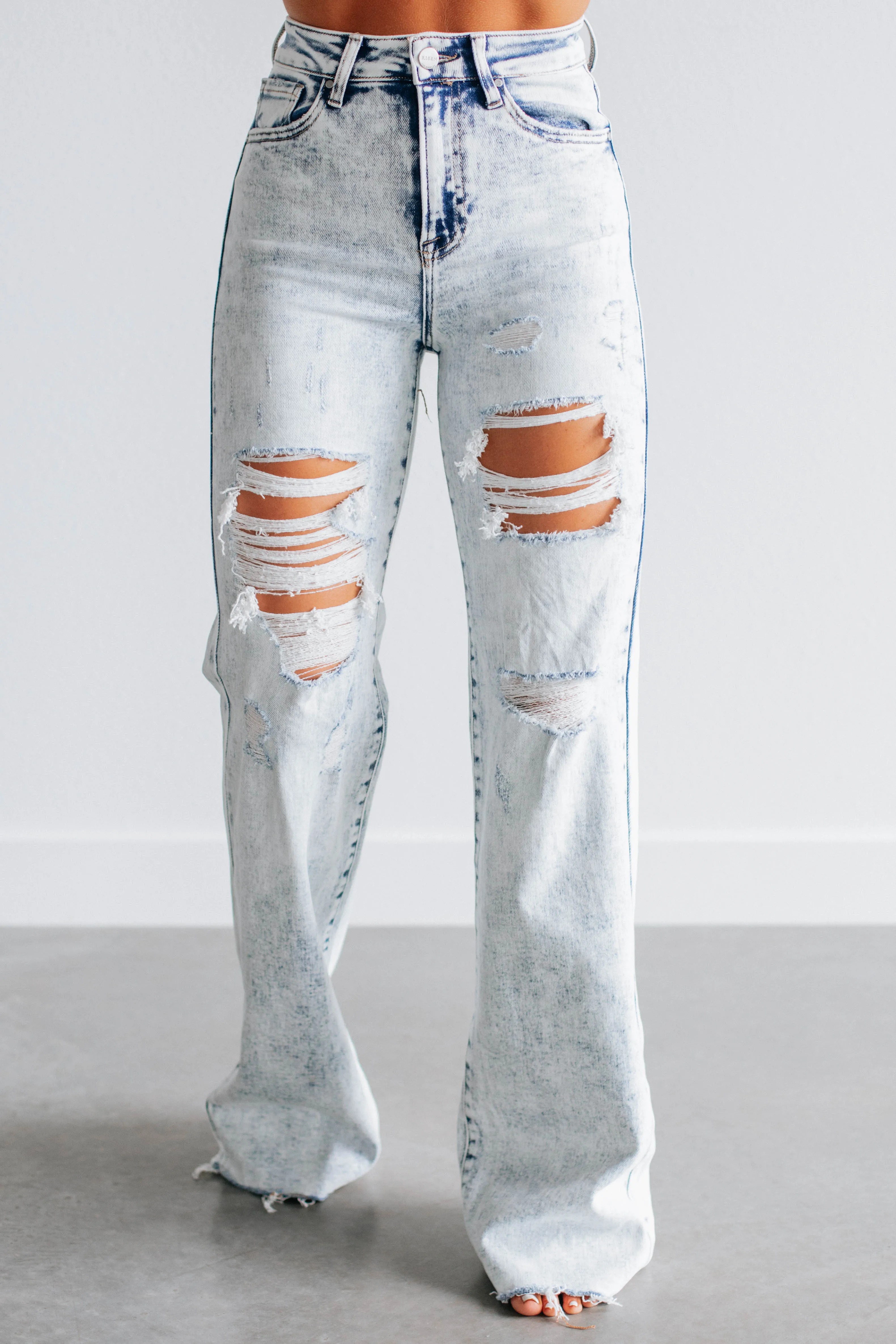 Sunny Vibes Office Wear Urban Essential Avril Risen Jeans - Vintage Light Wash