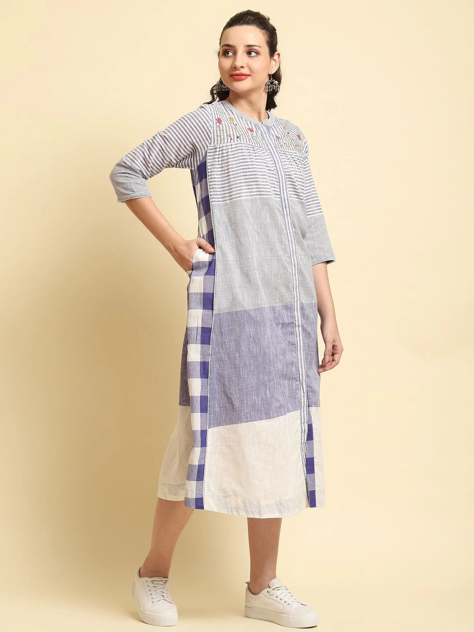 Trust Glow Fashion Layer Women Blue Stripe Printed Dress